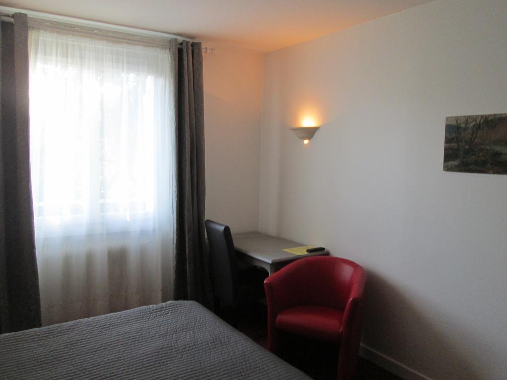 Hotel Victor Hugo Dijon Bagian luar foto