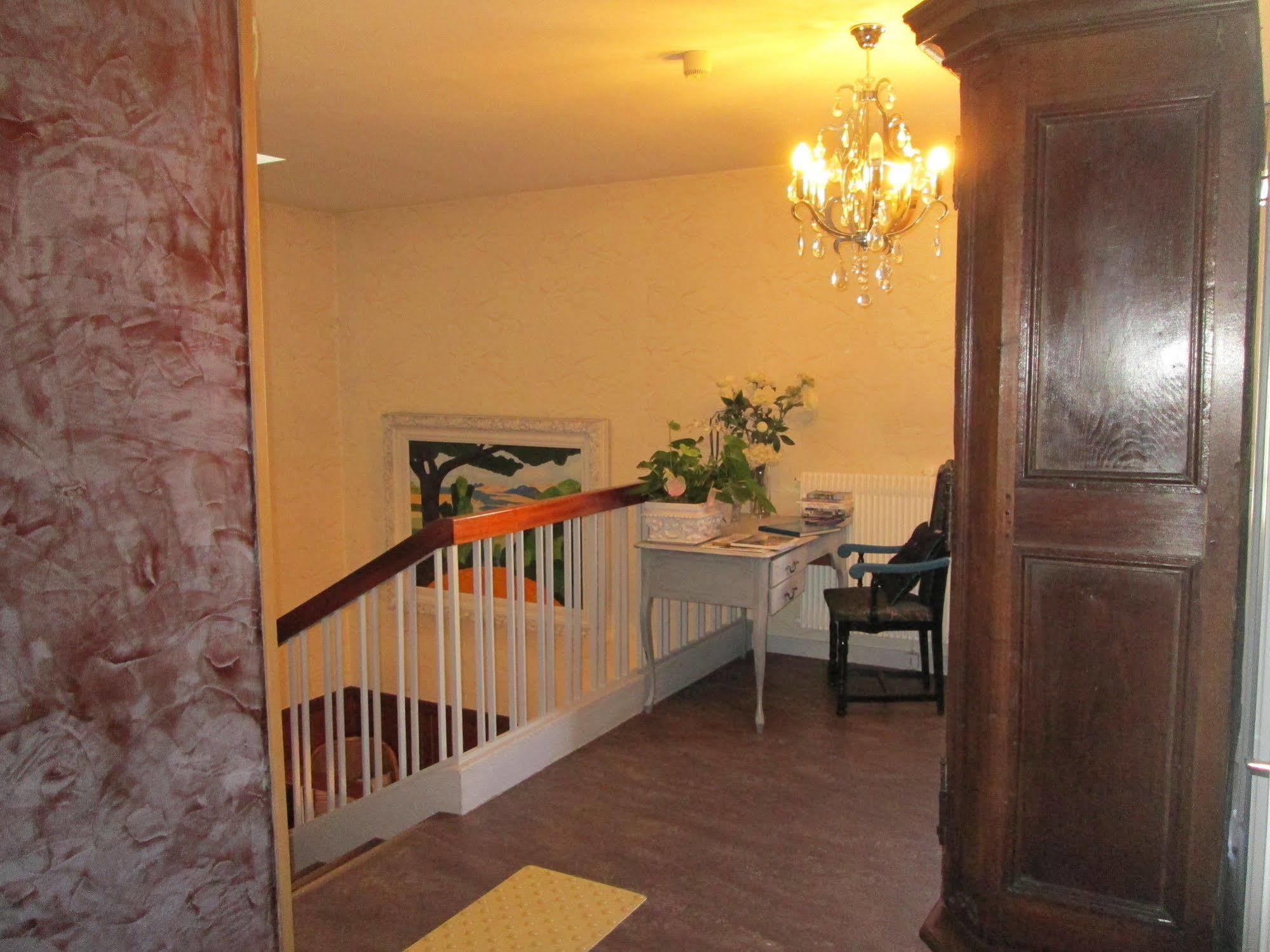 Hotel Victor Hugo Dijon Bagian luar foto
